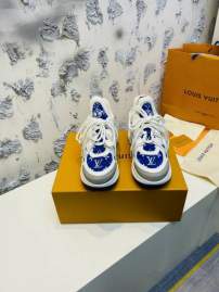 Picture of Louis Vuitton Shoes _SKULVsz35-405cmmnf051817753